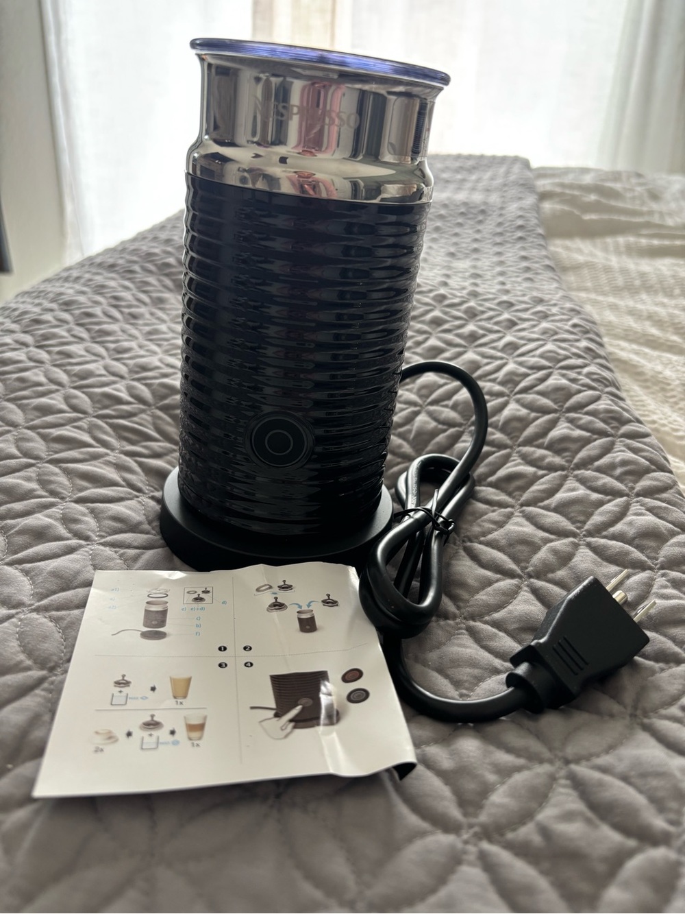 BRAND NEW Nespresso Aerocino milk frother - Picture 2 of 8